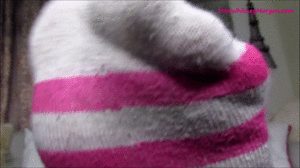 www.misswhitneymorgan.com - One Minute Pump Pop To Whitney's Smelly Socks thumbnail
